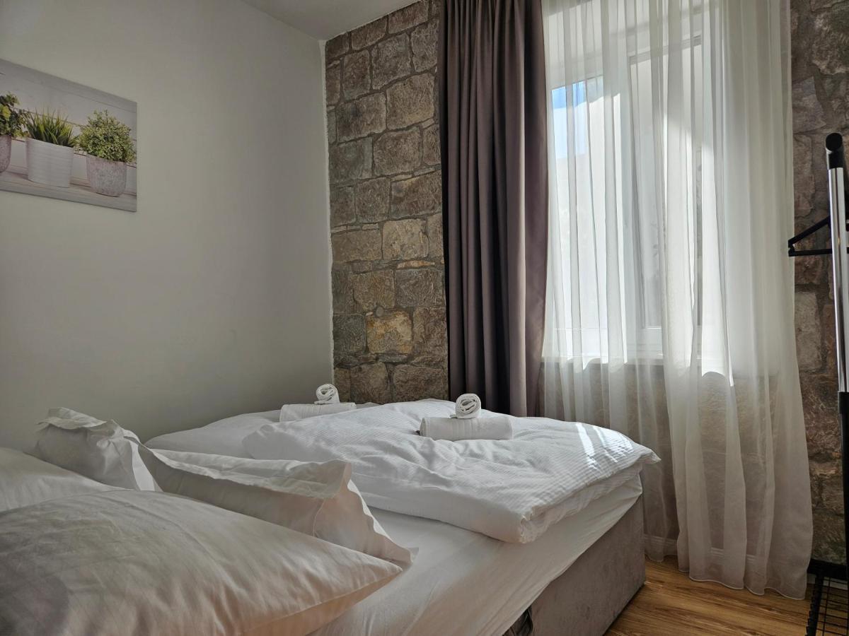 Heritage Stone Wall Спліт Екстер'єр фото